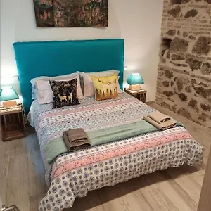 El Muro De Piedra Apartamento
